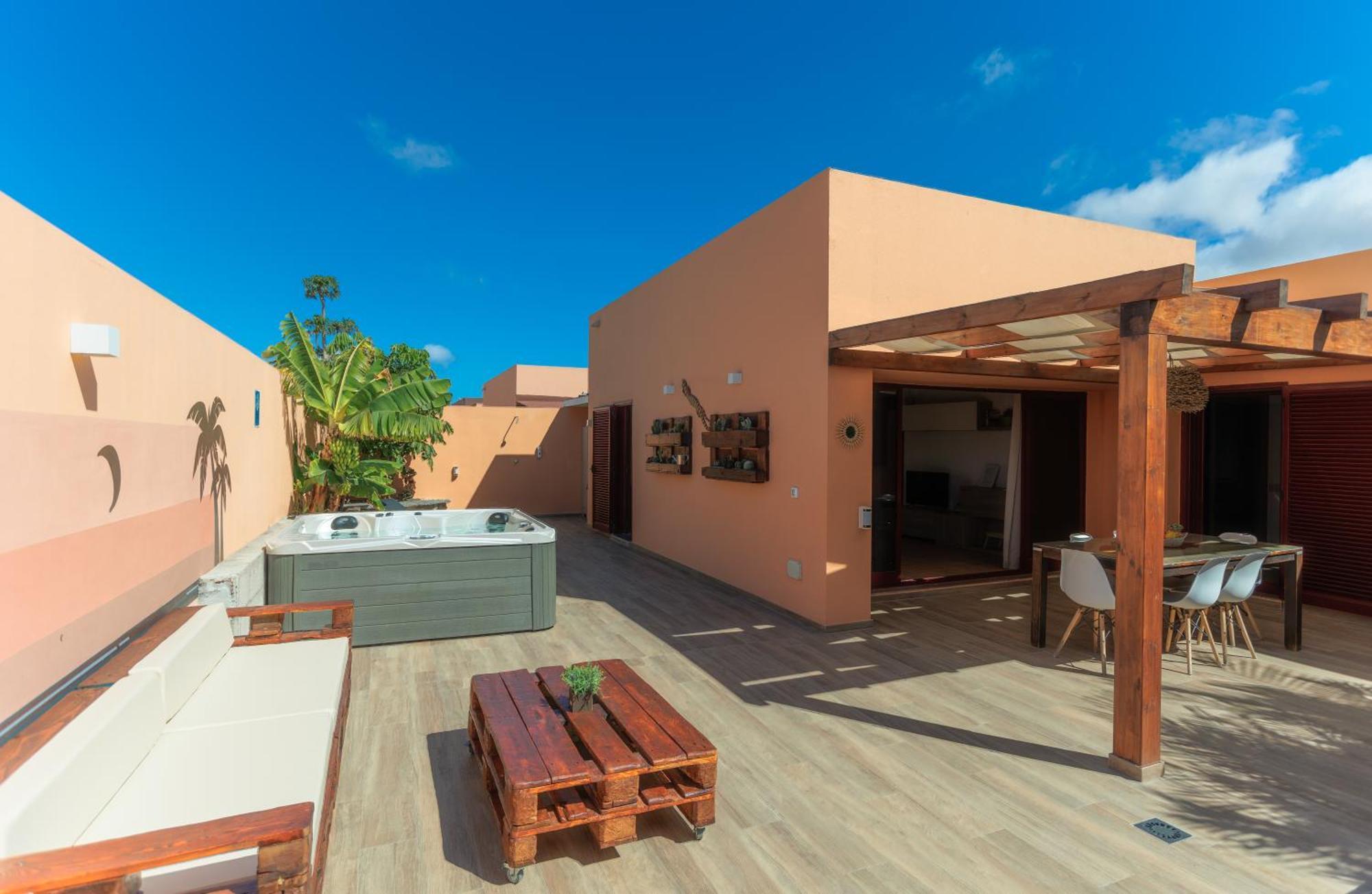Villa Jacuzzi & Barbecue La Oliva Exteriér fotografie